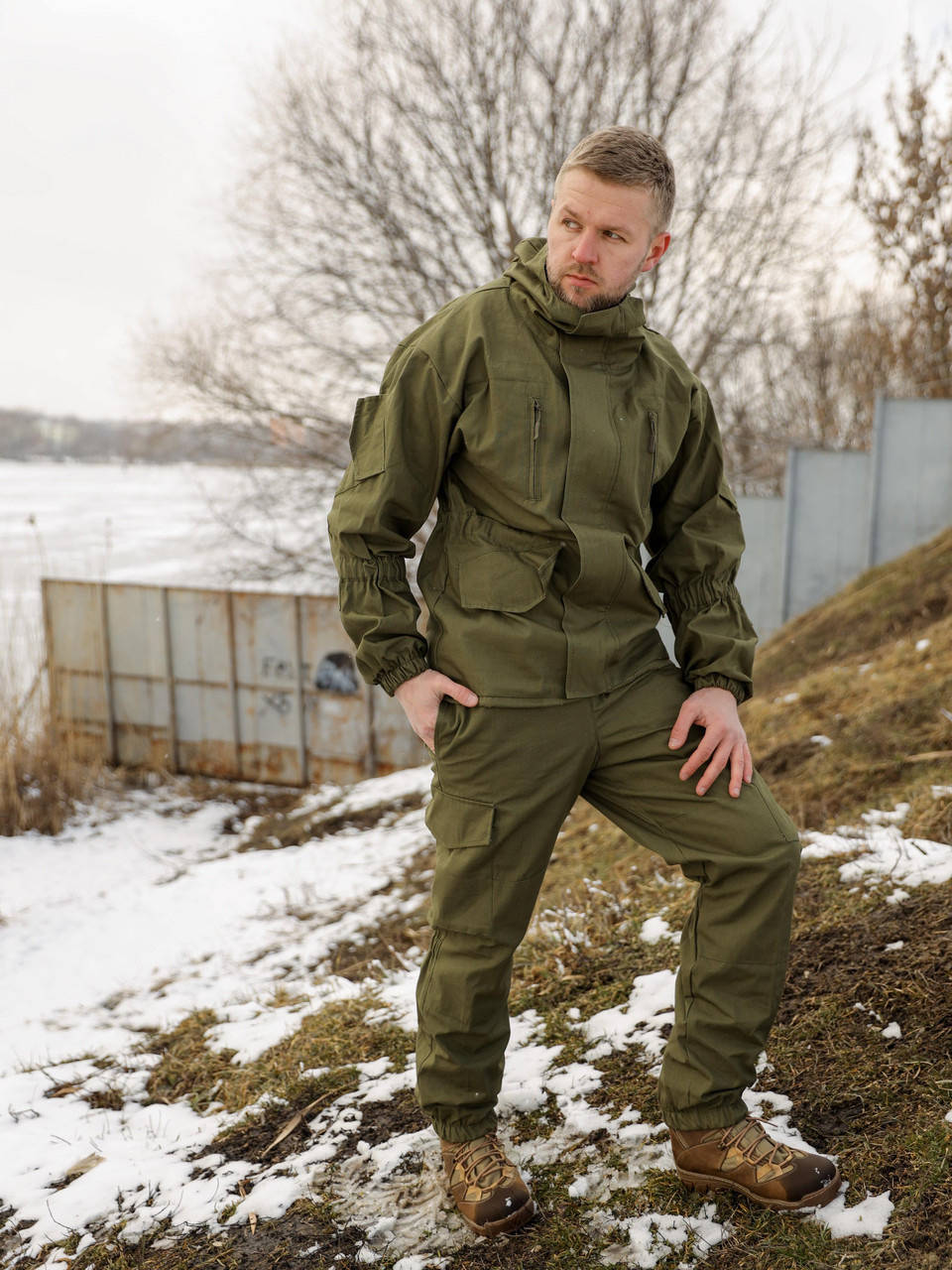 

Костюм горка 48