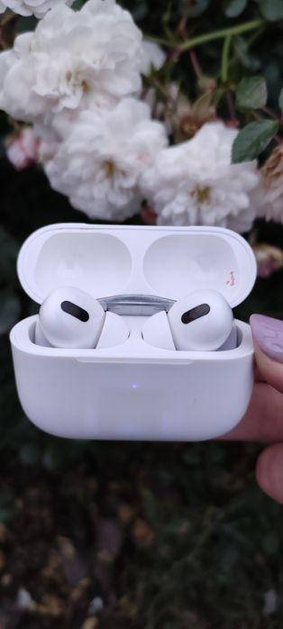

Беспроводные наушники AirPods Pro аирподс гарнитура Apple, Белый