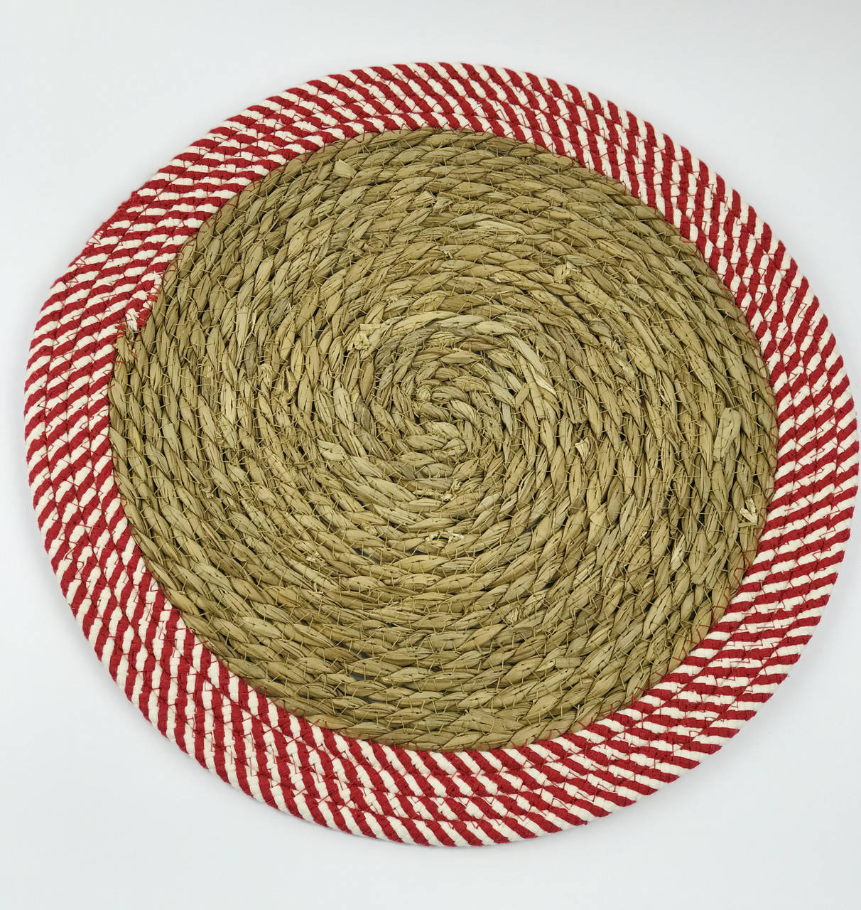 

Подставка плетенная под тарелку , водный гиацинт / джутовая нить, 38 см