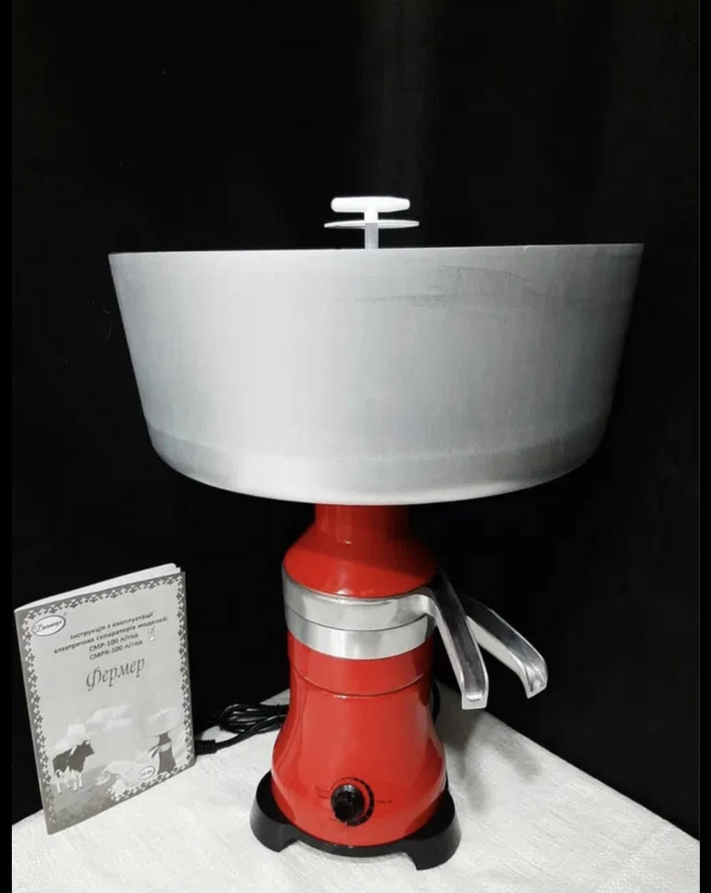 

Металический сепаратор "Фермер" 100л/ч сливкотделитель