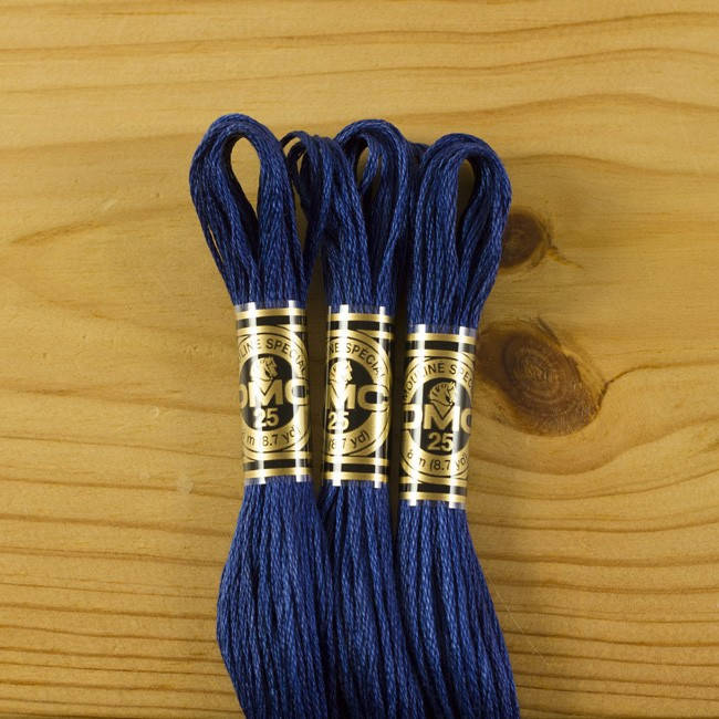 

Нитки мулине DMC 803 (Франция)