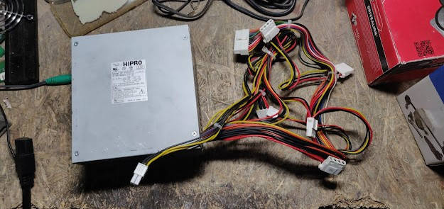 

Брендовый блок питания БП HIPRO HP-P3507F5 280W / 280Вт № 212211