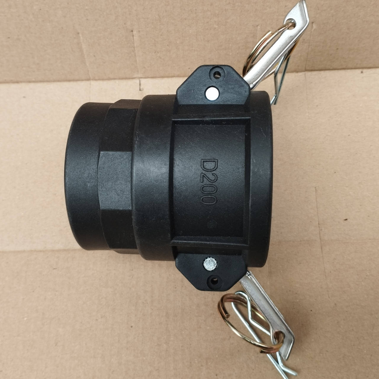 

Камлок (Camlock) тип D200, 2 дюйма внутренняя резьба