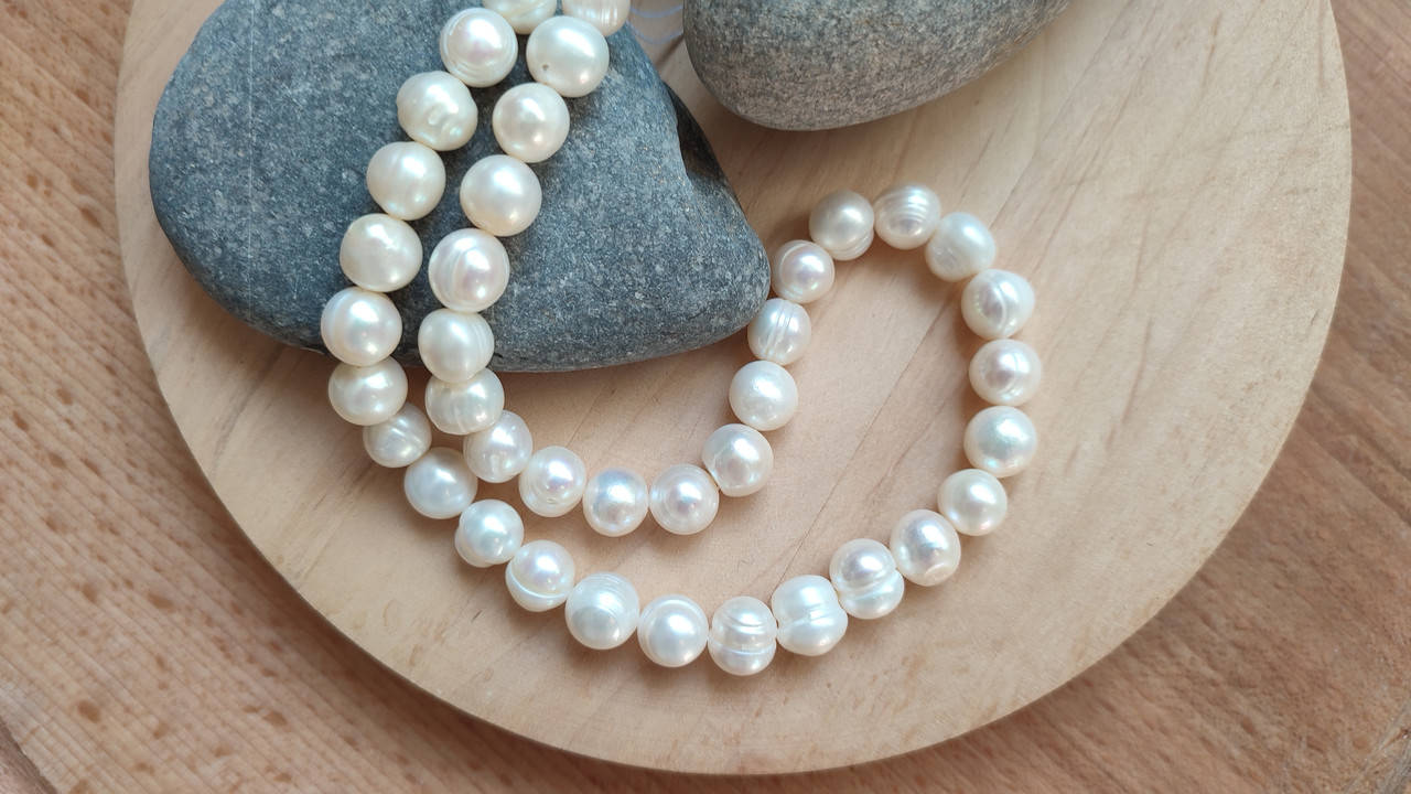 

Жемчуг натуральный 10мм (бусины на нити)