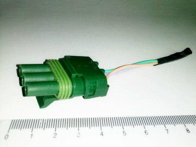 

Фишка (разъем проводки) датчика абсолютн давления Lanos