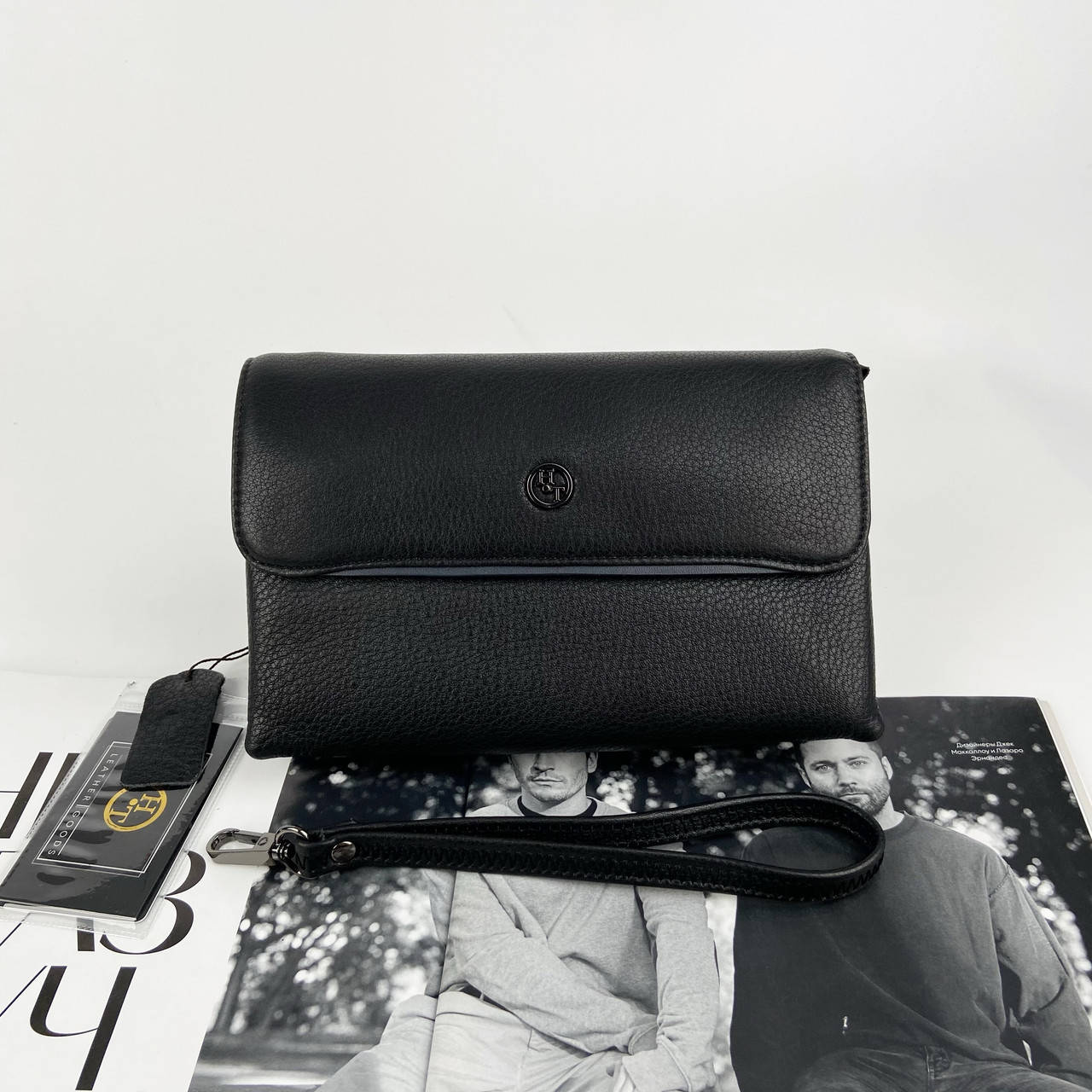 

Мужской кожаный клатч-портмоне на три отделения H.T. Leather чёрный, Черный