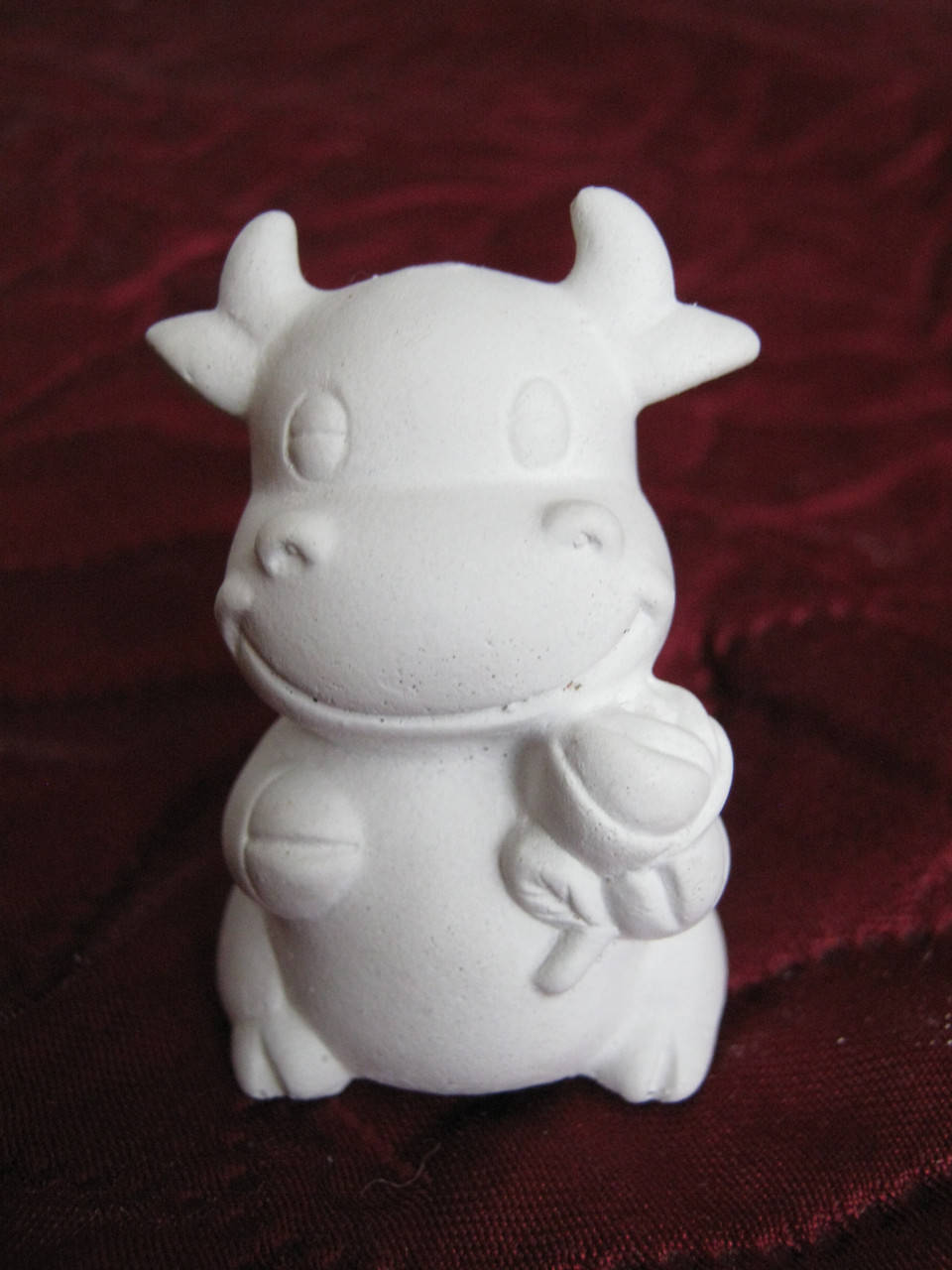 

Гипсовая фигурка Коровка для раскрашивания и декорирования