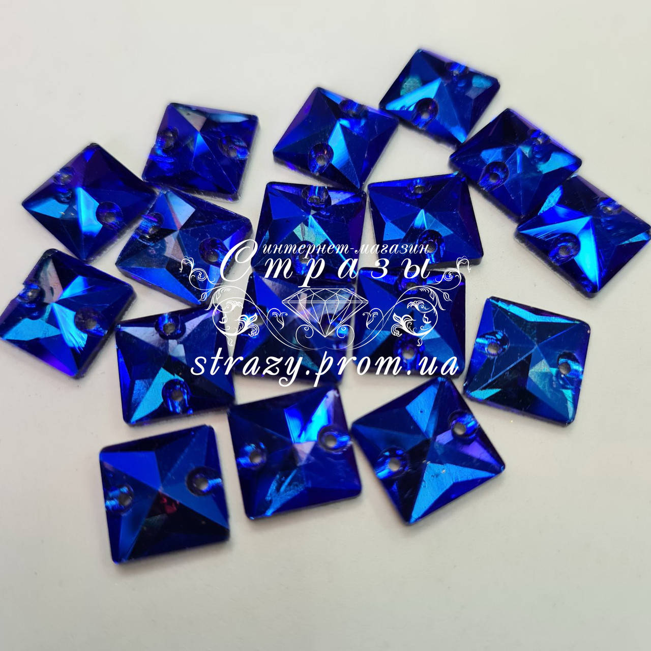 

Стразы пришивные Квадрат 12мм. Sapphire AB Эконом
