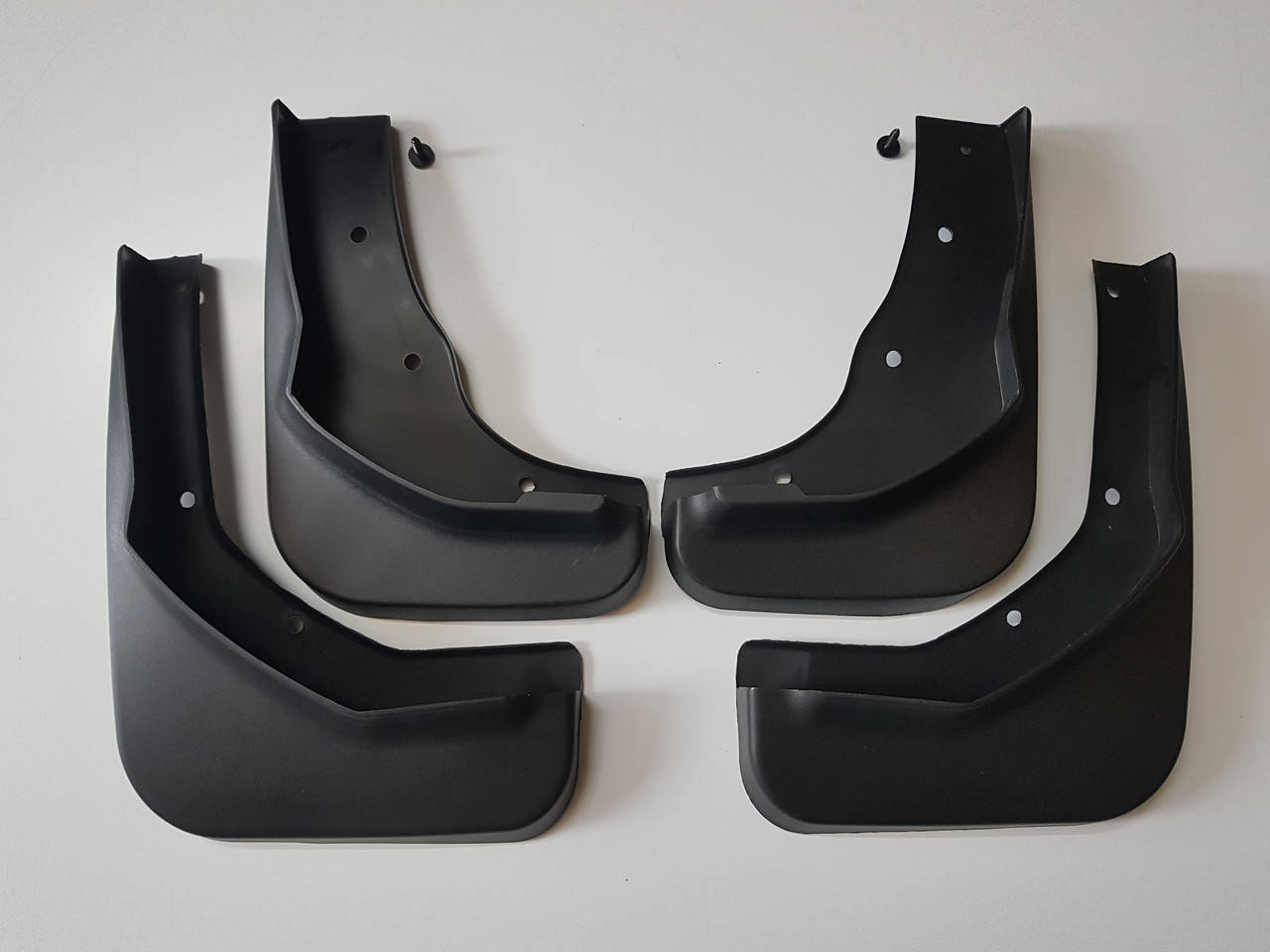 

Брызговики Ford Kuga (2013-2020)
