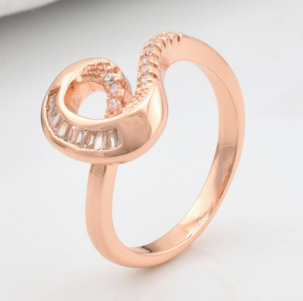 

Кольцо Xuping 10398 белые фианиты позолота РО размер 18