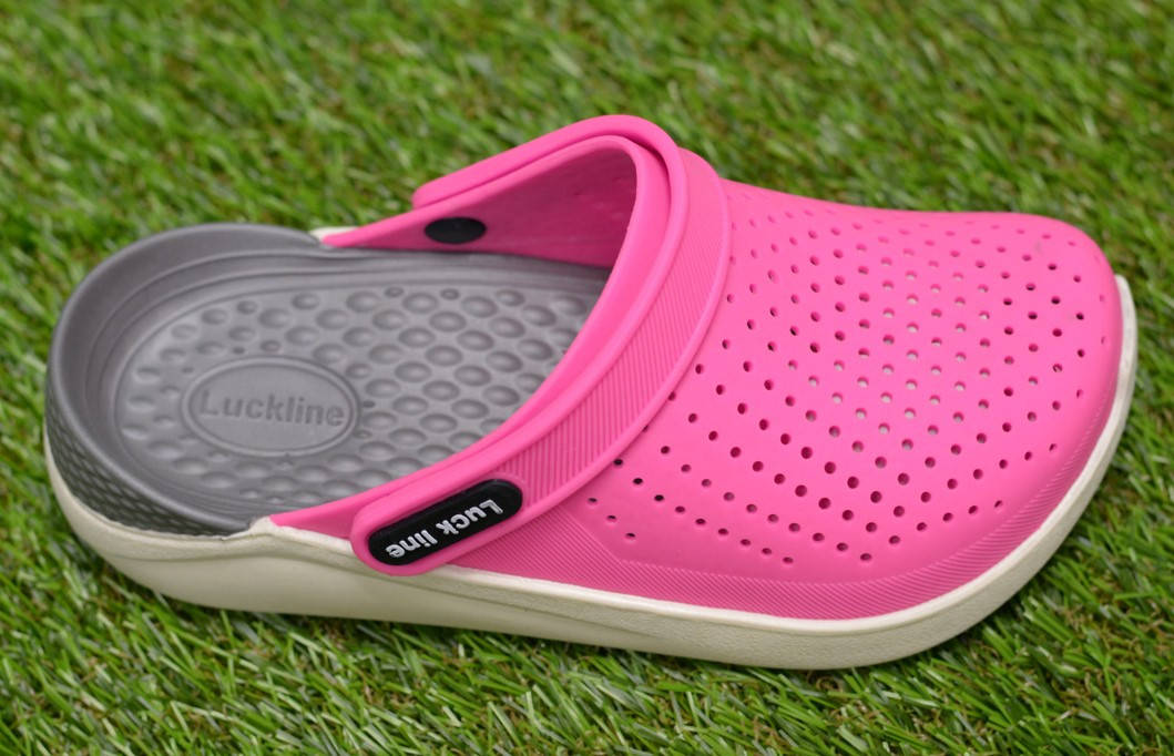 

Детские шлепанцы кроксы сабо crocs purple малиновые р30-31, Малиновый
