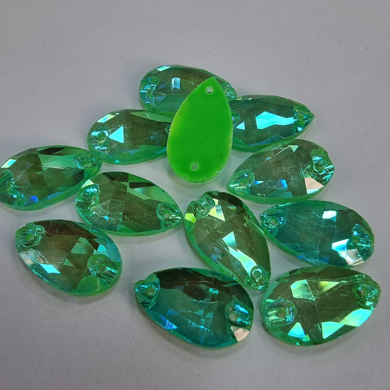 

Стрази пришивні крапля 11*18 Green AB Neon економ, Зелёный