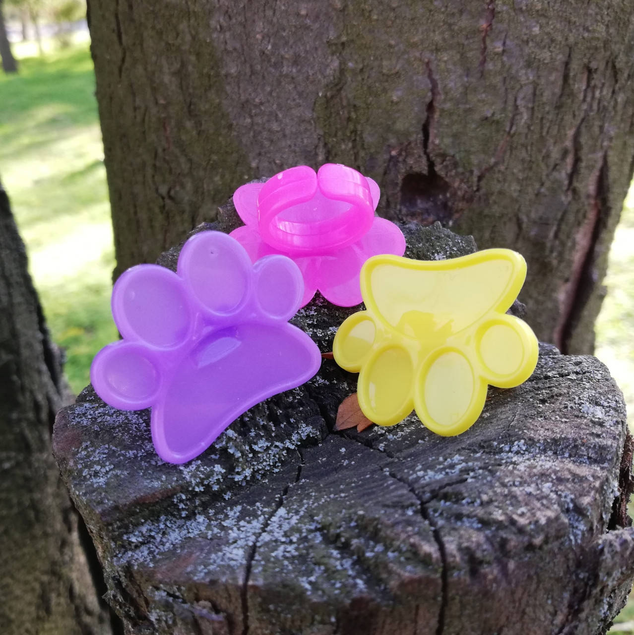 

Палитра-кольцо на палец (пластик)