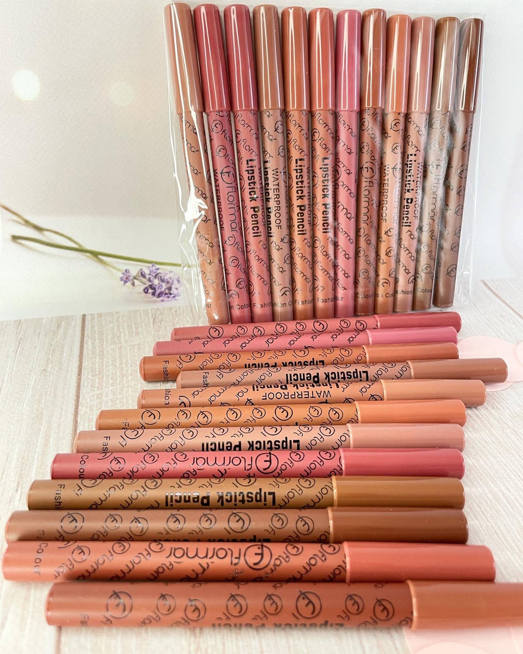 

Набор карандашей для губ Flormar lipstick (12 шт)