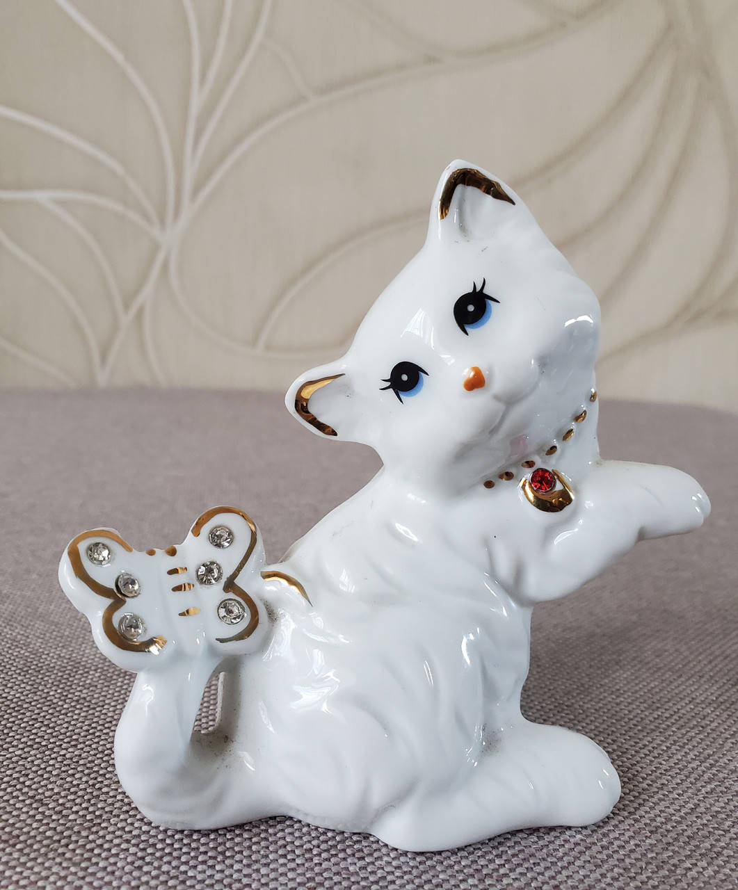 

Фигурка "Кот с бабочкой" №294, Белый