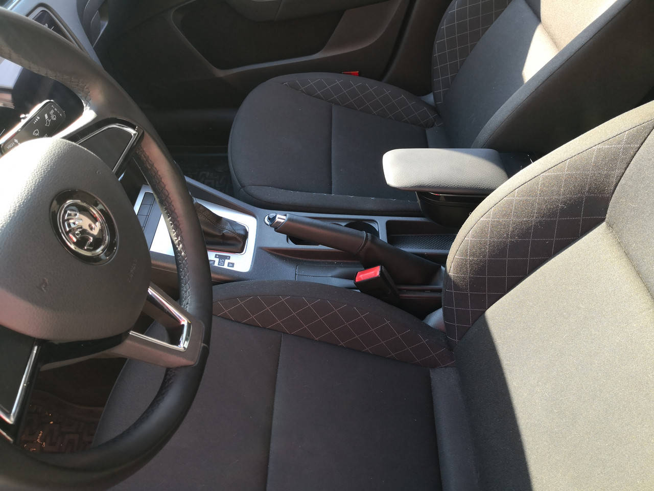 

Подлокотник Skoda Octavia A7 (Шкода Октавия А7) Armster 2 Grey Sport K3