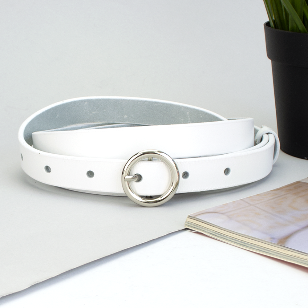 

Ремень женский кожаный белый JK-1560 white (115 см) с круглой пряжкой