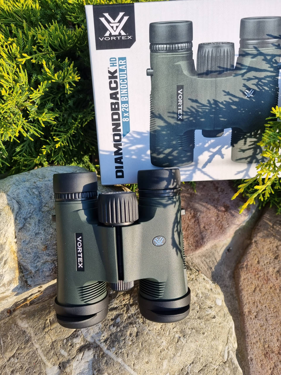 

Бинокль Vortex Diamondback HD 8x28 (DB-210)