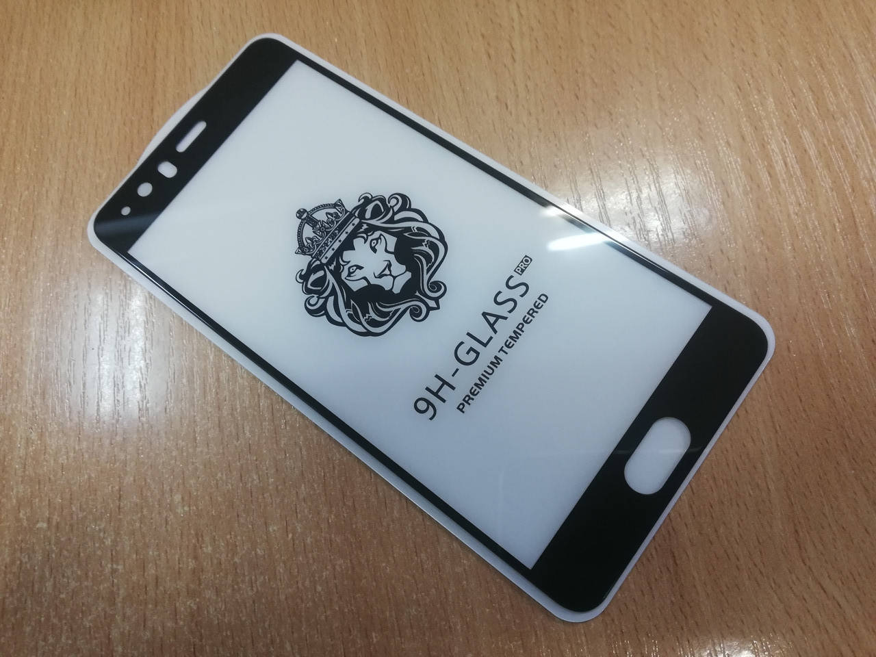 

Защитное стекло полноклеющееся с черной рамкой для Huawei P10 Plus, Черный