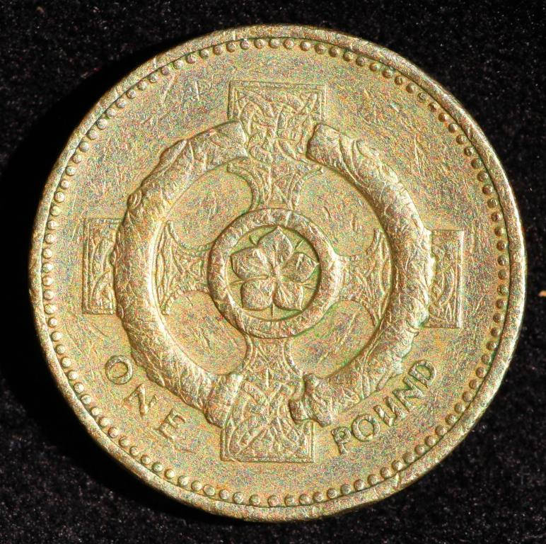 

Монета Великобритании 1 фунт 1996 г.