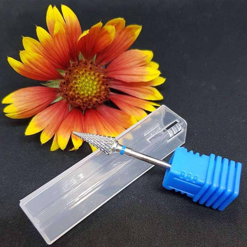 

Твердосплавная конусовидная фреза с синей насечкой