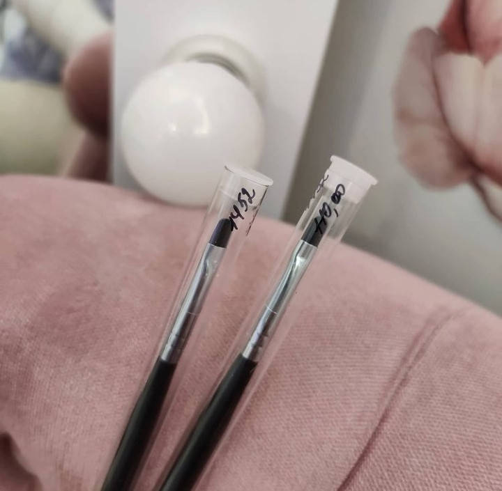 

Кисть маникюрная для наращивания (моделирования) язычок