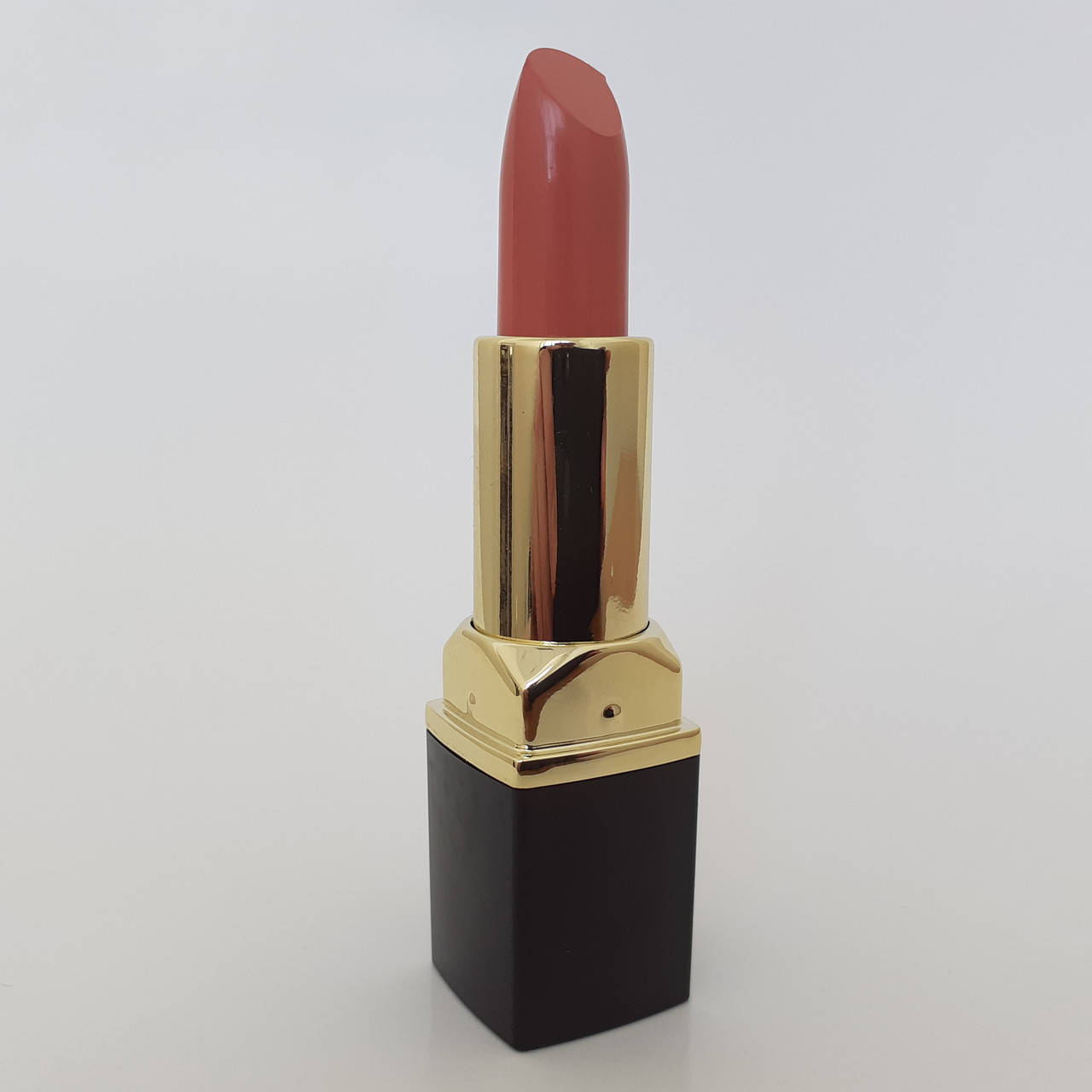 

Губная помада Exotica EL-50 тон 60
