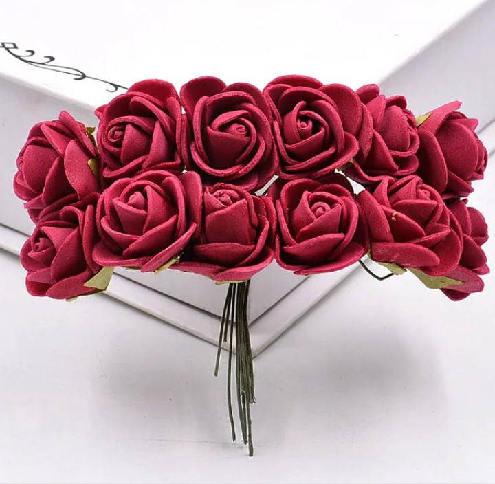 

Букет розочек из фоамирана, 1,5-2 см, бордовый (марсала)