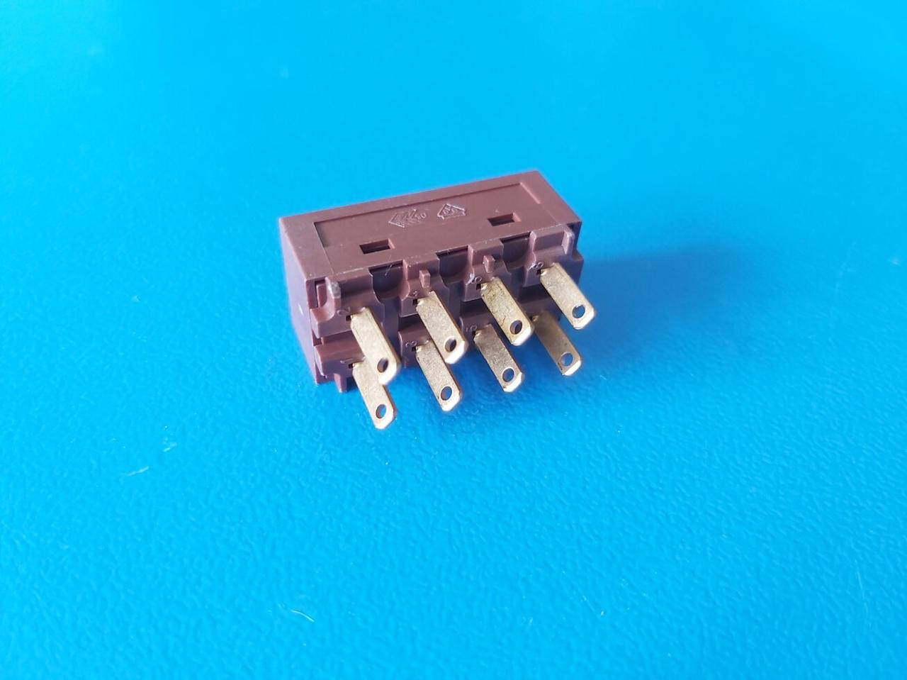 

Переключатель режимов объединитель для вытяжки Beko CFB 6434 S , CFB 9433 X - 9188065476