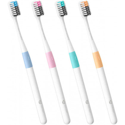 

Набор зубных щеток DOCTOR B Colors 4 шт (NUN4006RT)
