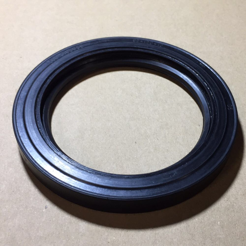 

Сальник ступицы передней МАЗ 92х120 2.2 (пр-во Украина) 500-3104034