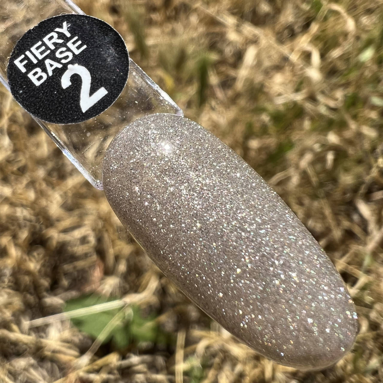 

База светоотражающая FIERY BASE №02 от Saga 8 ml