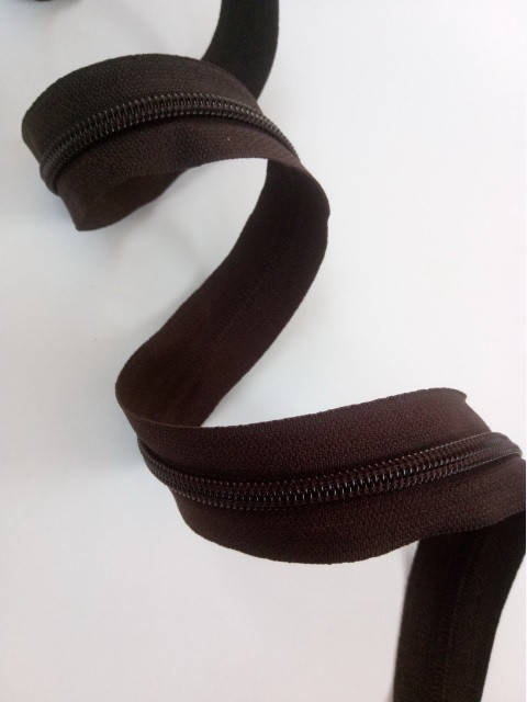 

Рулонная молния тип Т6 (лента витая №5) цвет коричневый