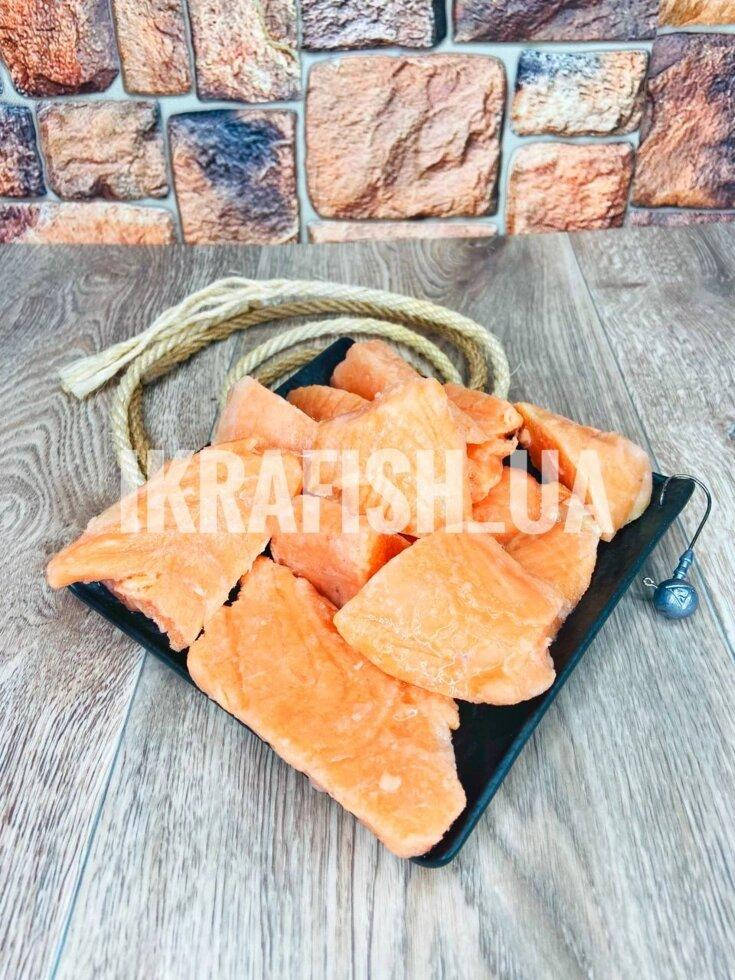 

Мясо лосося куски свежомороженые без шкуры