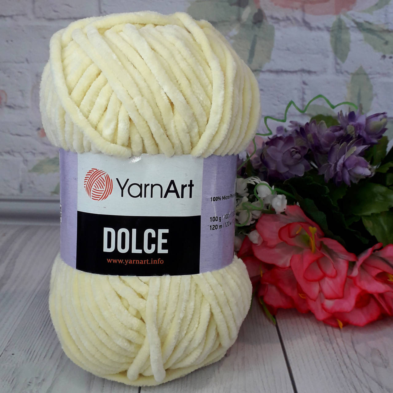 

Плюшевая пряжа YarnArt Dolce (Ярнарт Дольче), молочного цвета шампань