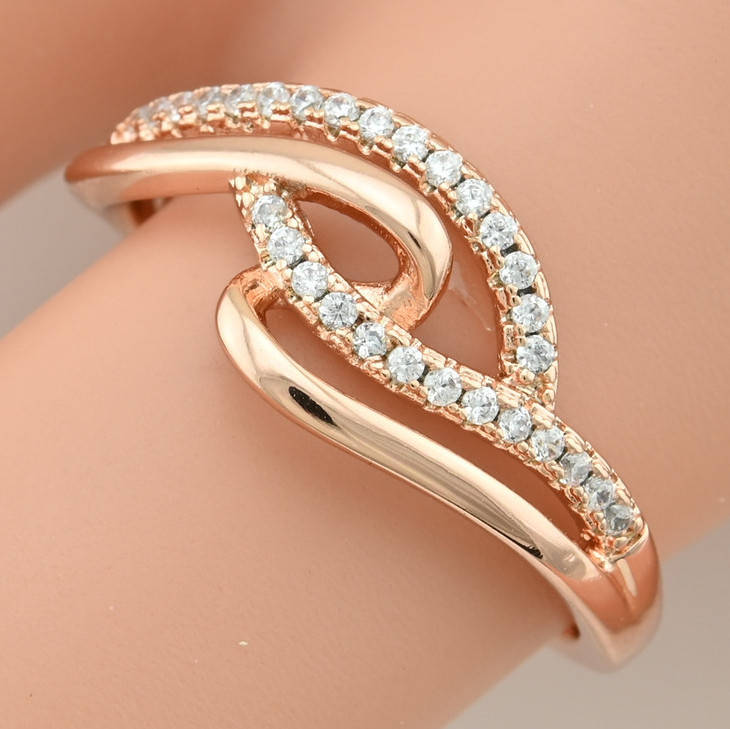 

Кольцо Xuping 15021 ширина 9 мм белые фианиты позолота РО размер 17