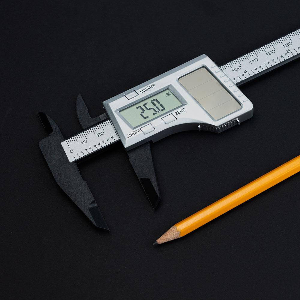 

Штангенциркуль цифровой на солнечной батарее 150мм точность 0.02мм GRAD (3923215)