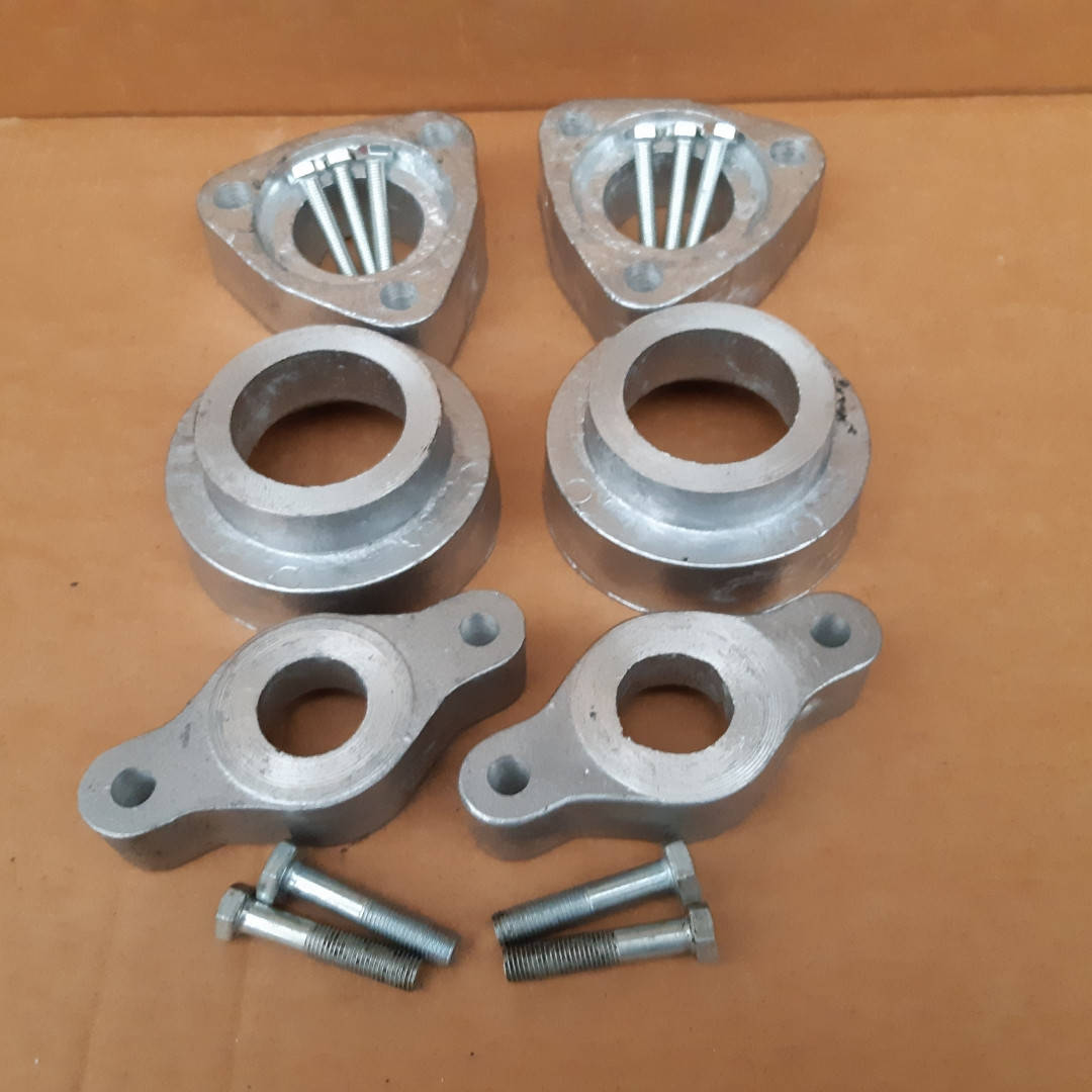 

Проставки Форд Фиеста Ford Fiesta для увеличения клиренса комплект зад и перед высота 30мм материал алюминий