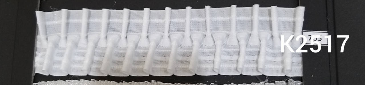 

Тесьма монтажна для тюлі чи штори ширина 6 см непрозора.