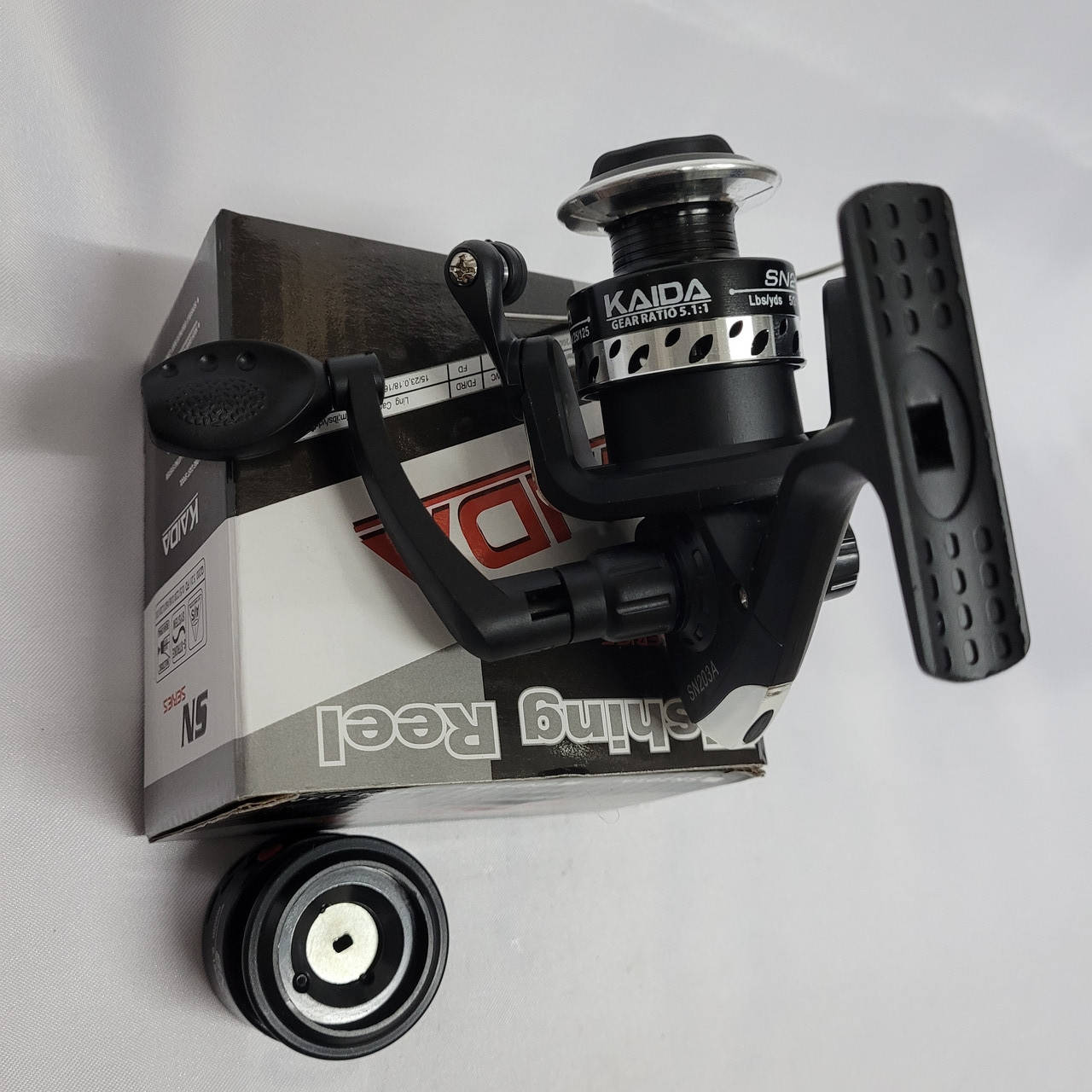 

Kатушка на спиннинг Weida (Kaida) Fihing Reel SN 203A (передний, фрикцион 3 BB)