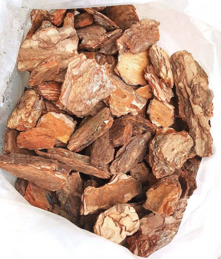 

Кора сосны крупная (фр.8-15см), 50 л