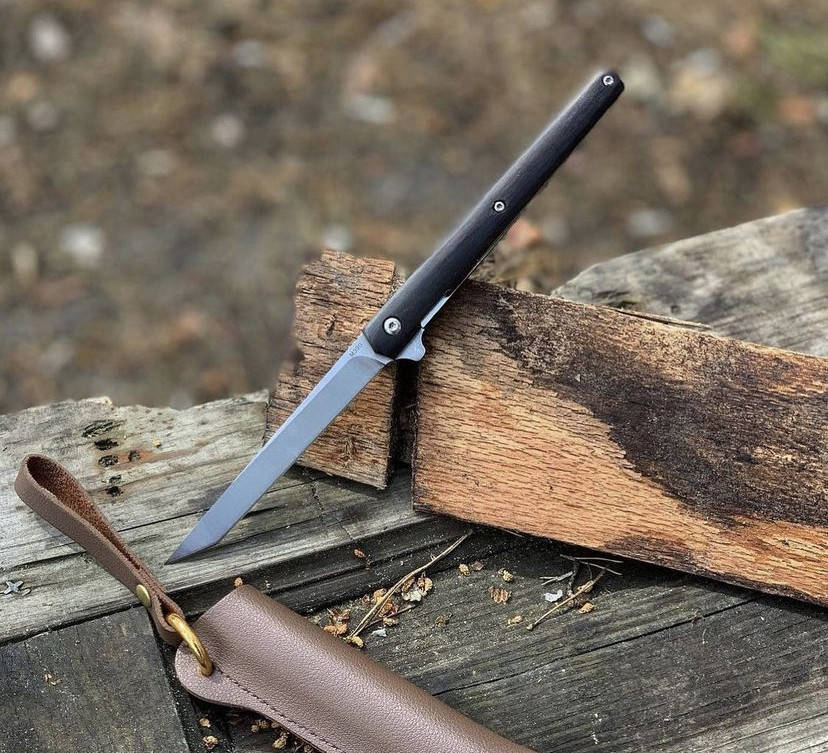

Нож складной Флиппер M390, Коричневый