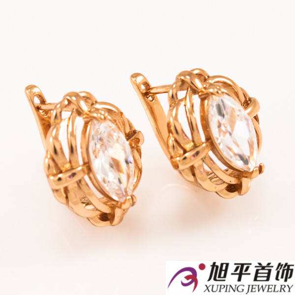 

Серьги см 1,5 см белый (Медицинское золото)