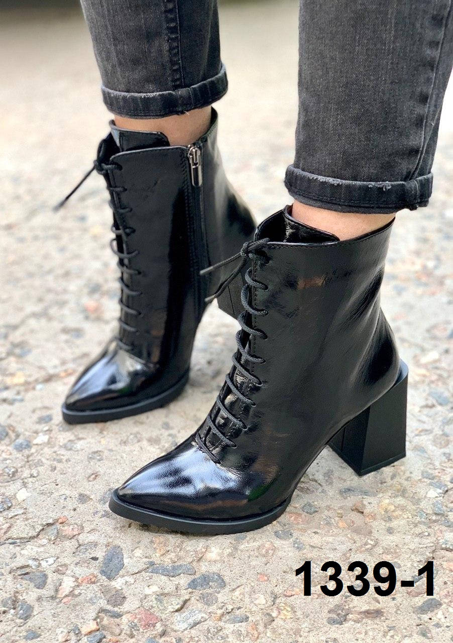 

Ботильоны женские кожаные черные на каблуке на шнурках, Черный