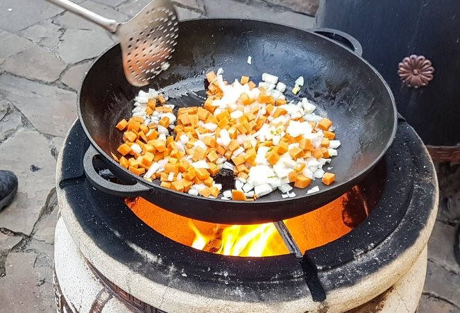 

Сковорода чугунная литая с двумя ручками Krauff 29-210-016