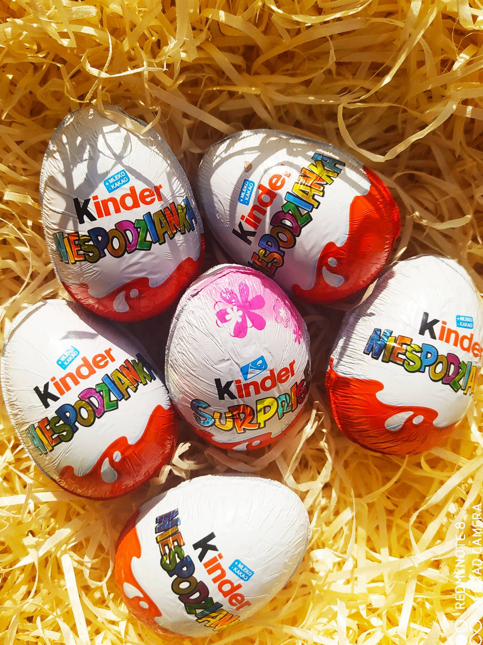 

Яйце Кіндер польща
