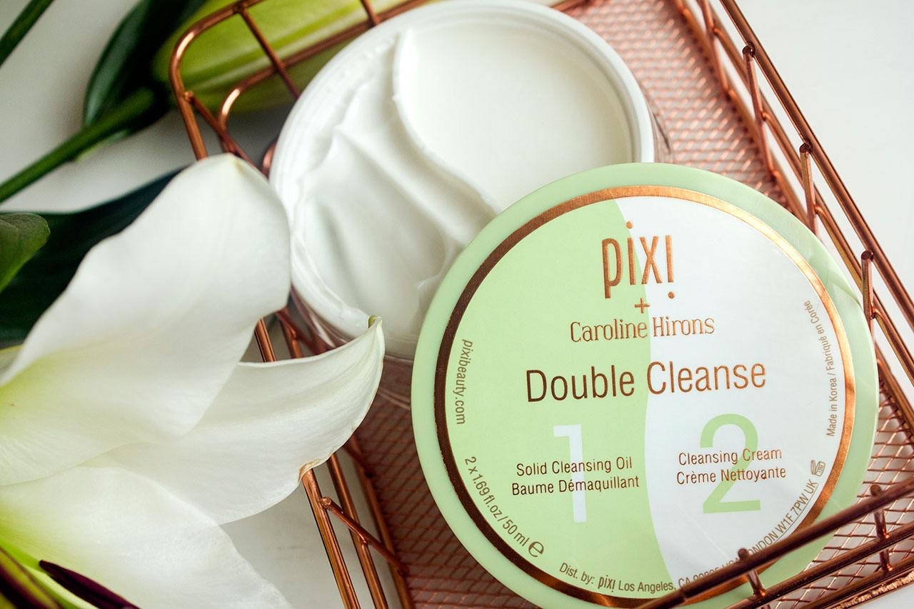 

Средство для очищения PIXI Beauty Double Cleanse