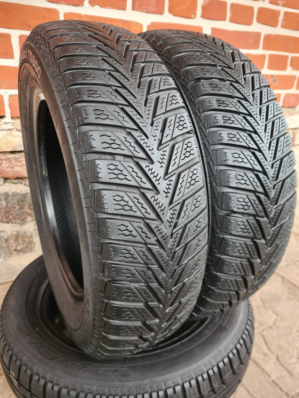 

155/70r13 Continental ContiWinterContact TS800
