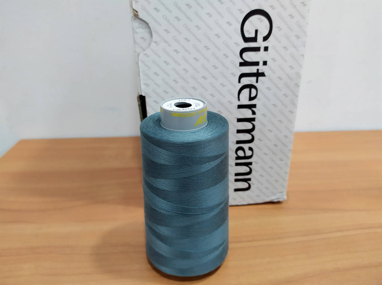 

Нитка Gutermann Perma core №120 5000м.