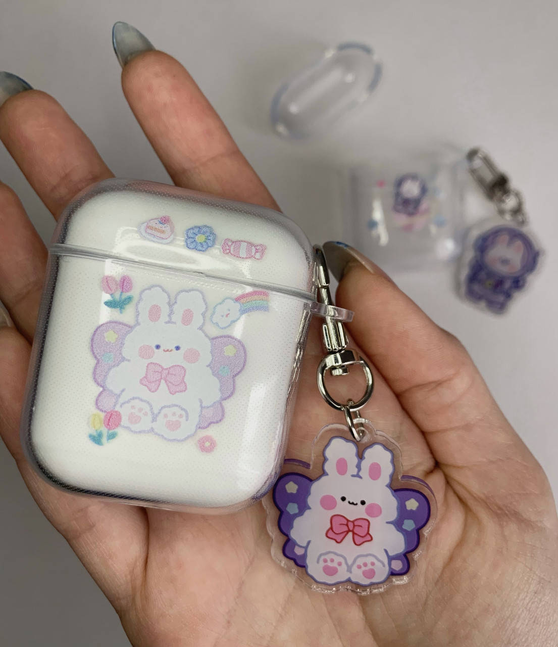 

Чехлы на AirPods 1/2 Тернополь